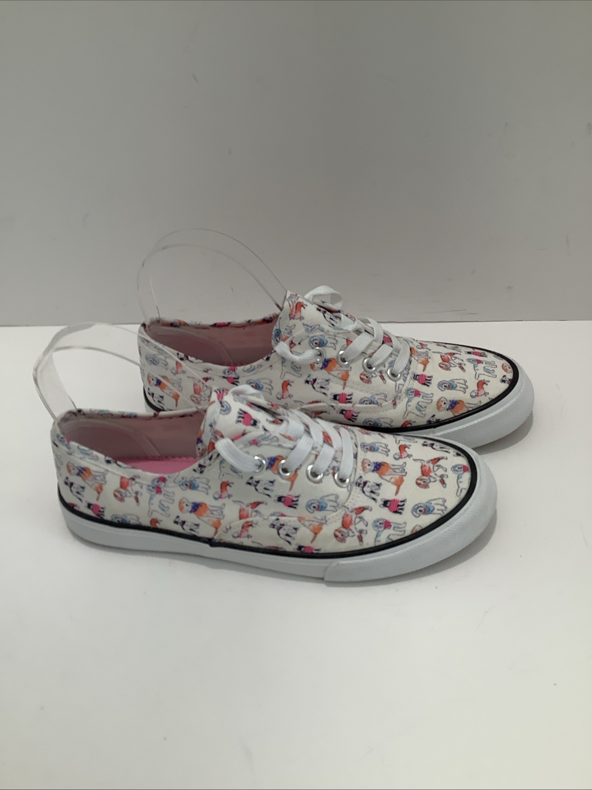 Cynthia Rowley Dog Print All Over White 408269 Sneakers Womens Size 7.5M Exc