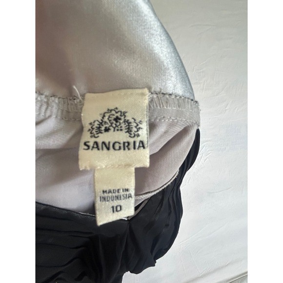 Sangria Black Pleated Chiffon Metallic Cocktail Dress Braided T-Back Size 10