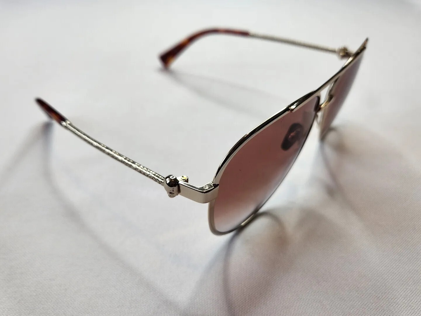 JOHN VARVATOS V546 GOLD LARGE MEN’S AVIATOR SUNGLASSES EYESIZE 63-13-145 JAPAN