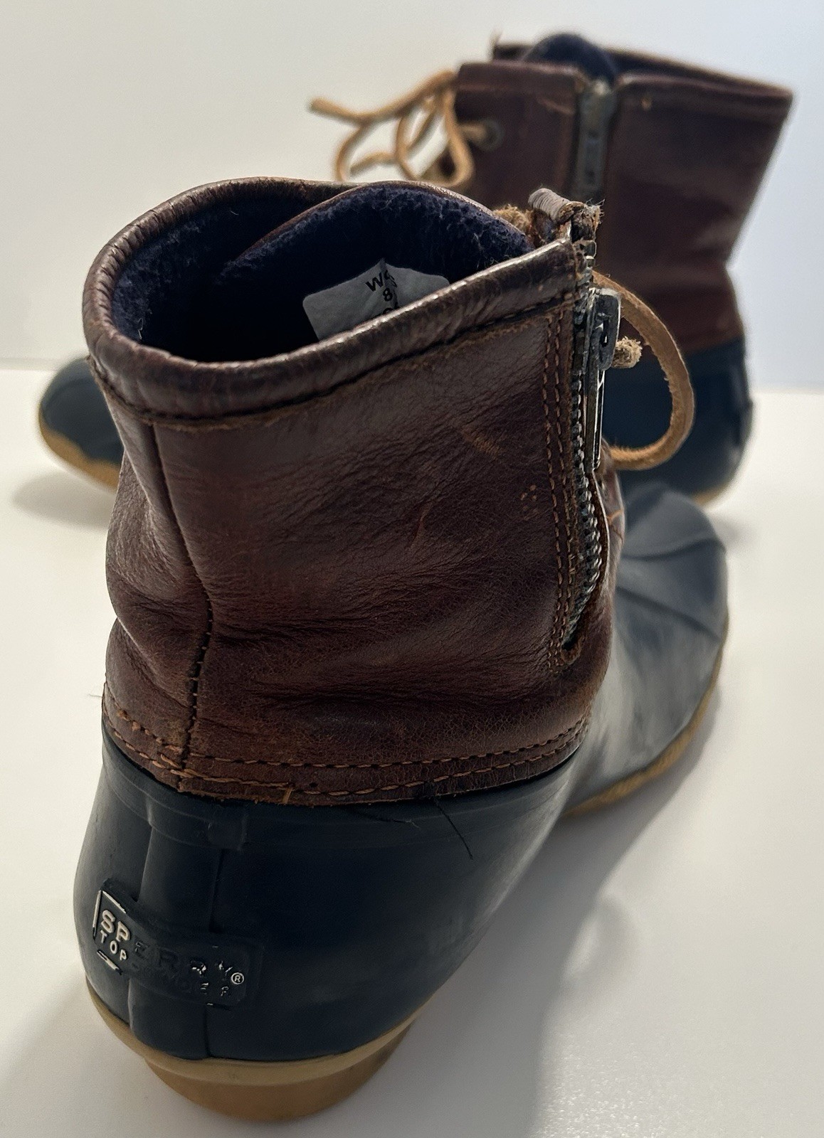 Sperry waterproof Rubber boot blue/brown size 8.5 closure zipper and lace-up
