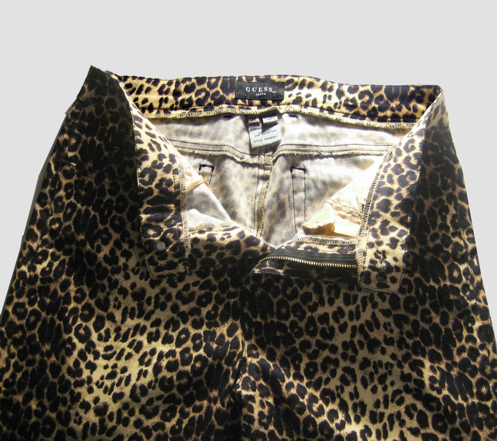 VTG GUESS JEANS USA CLASSIC LEOPARD PRINT TROUSER JEANS LT STRETCH SEXY LNC 32