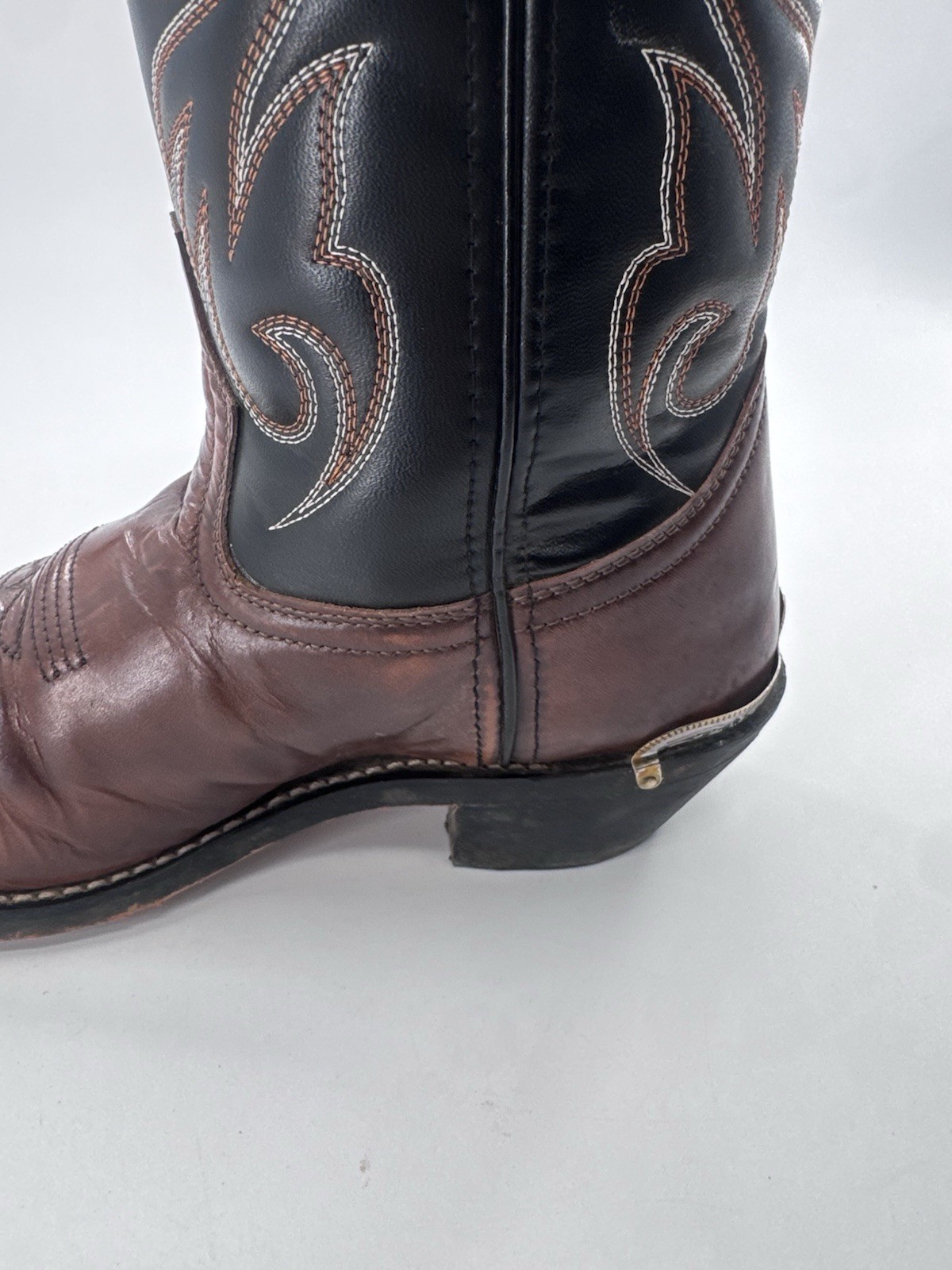 Laredo Men’s 28-2464 Nashville Leather Cowboy Boot Size 7 EW Peanut