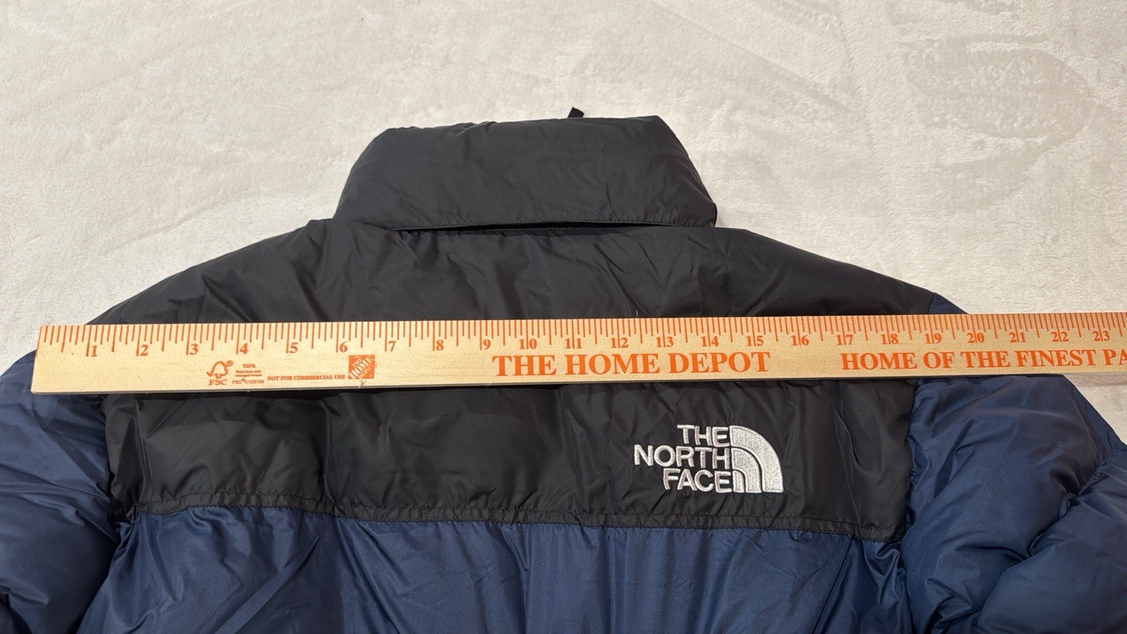 North Face Men’s M 96 Retro Nuptse JKT Summit Jacket, Size S -Navy/ TNF 0003