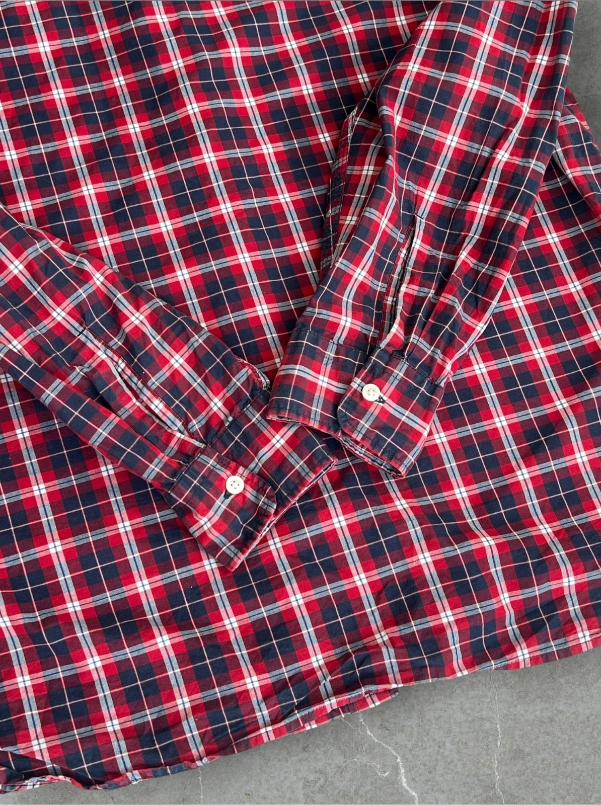 Levi’s Men’s L Red Blue Plaid Button Up Shirt Long Sleeve 100% Cotton