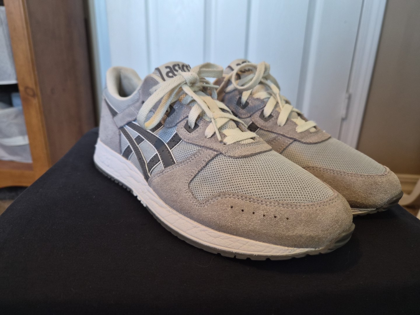 Men’s ASICS Lyte Classic Shoes “Glacier Gray/Peacoat” Sz. 9.5