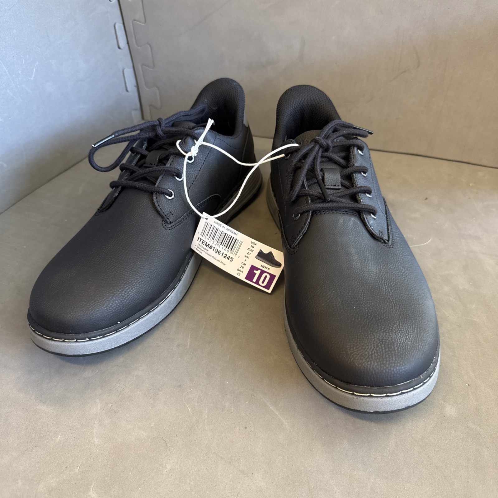 SKECHERS Men’s Black Lace-Up Casual Sneakers 10 Synthetic Upper Rubber Sole