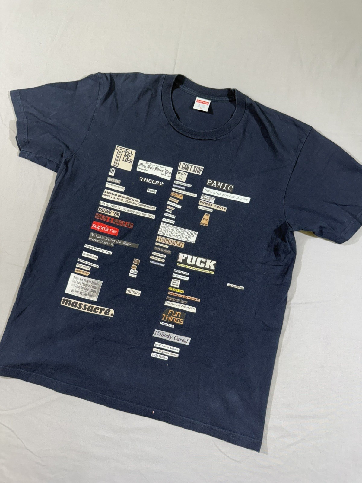 Supreme Cut-Outs Navy Graphic T-Shirt FW18 Size Medium