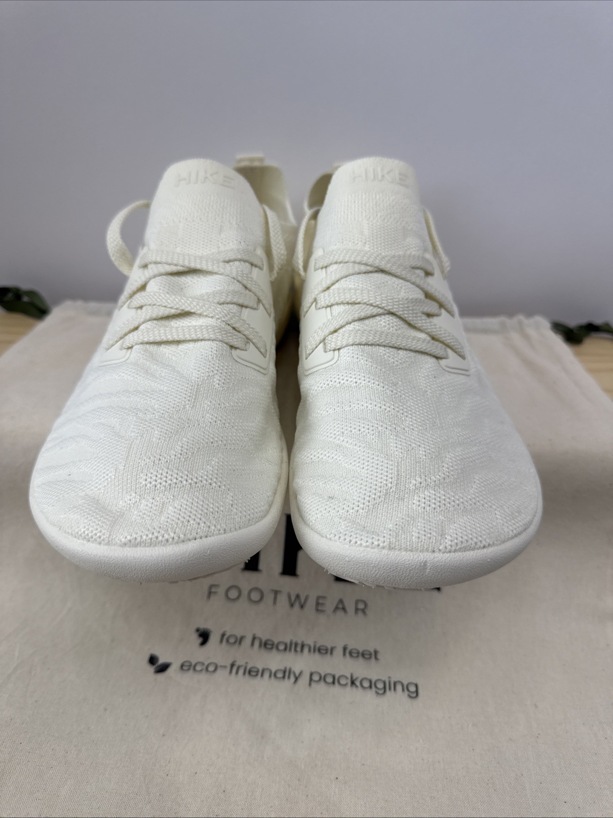 NWT Hike Footwear Comforto Max White Barefoot Unisex EU38 W7.5 M5.5