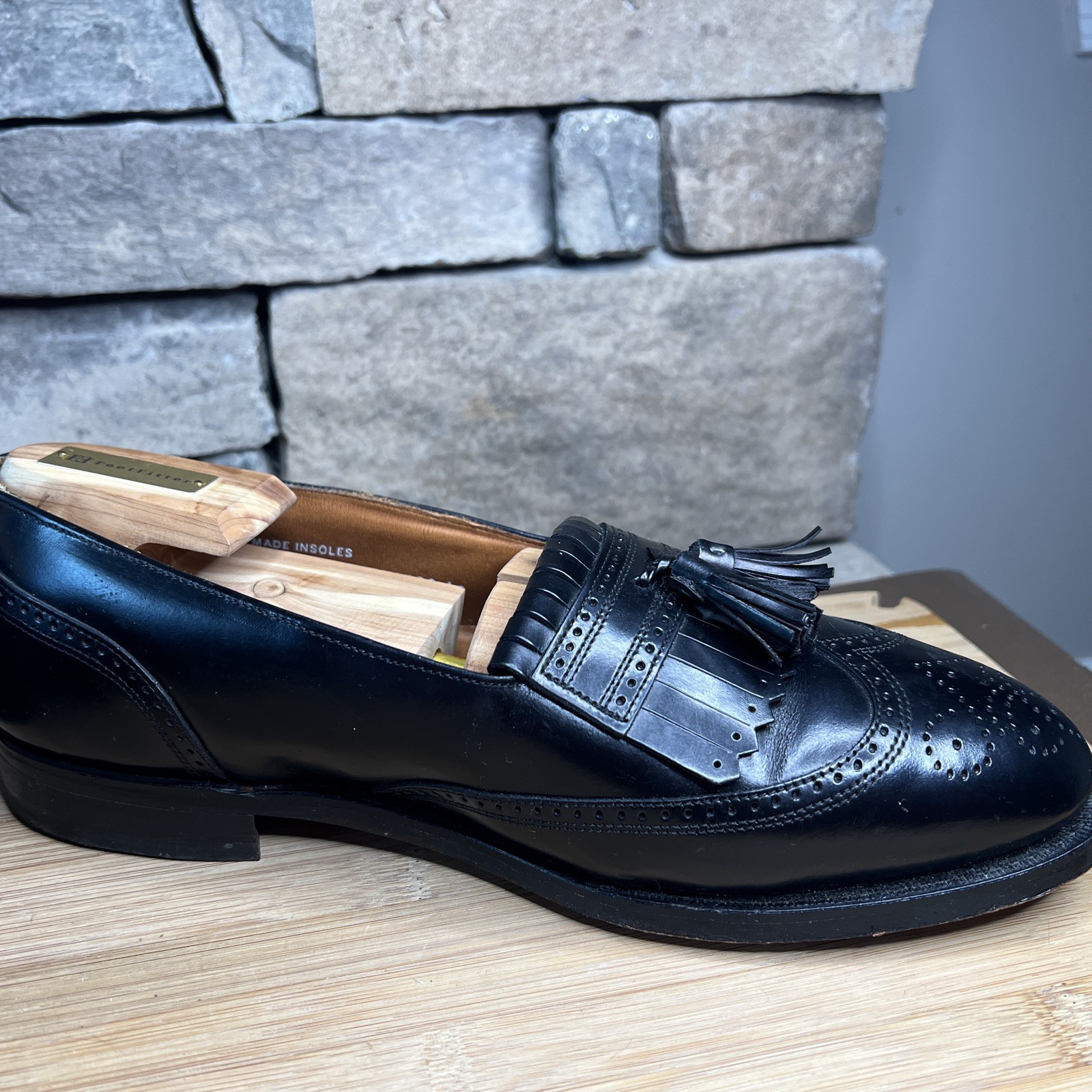 Men’s Bostonian Wingtip Tasseled Black Leather Classic Shoes 10