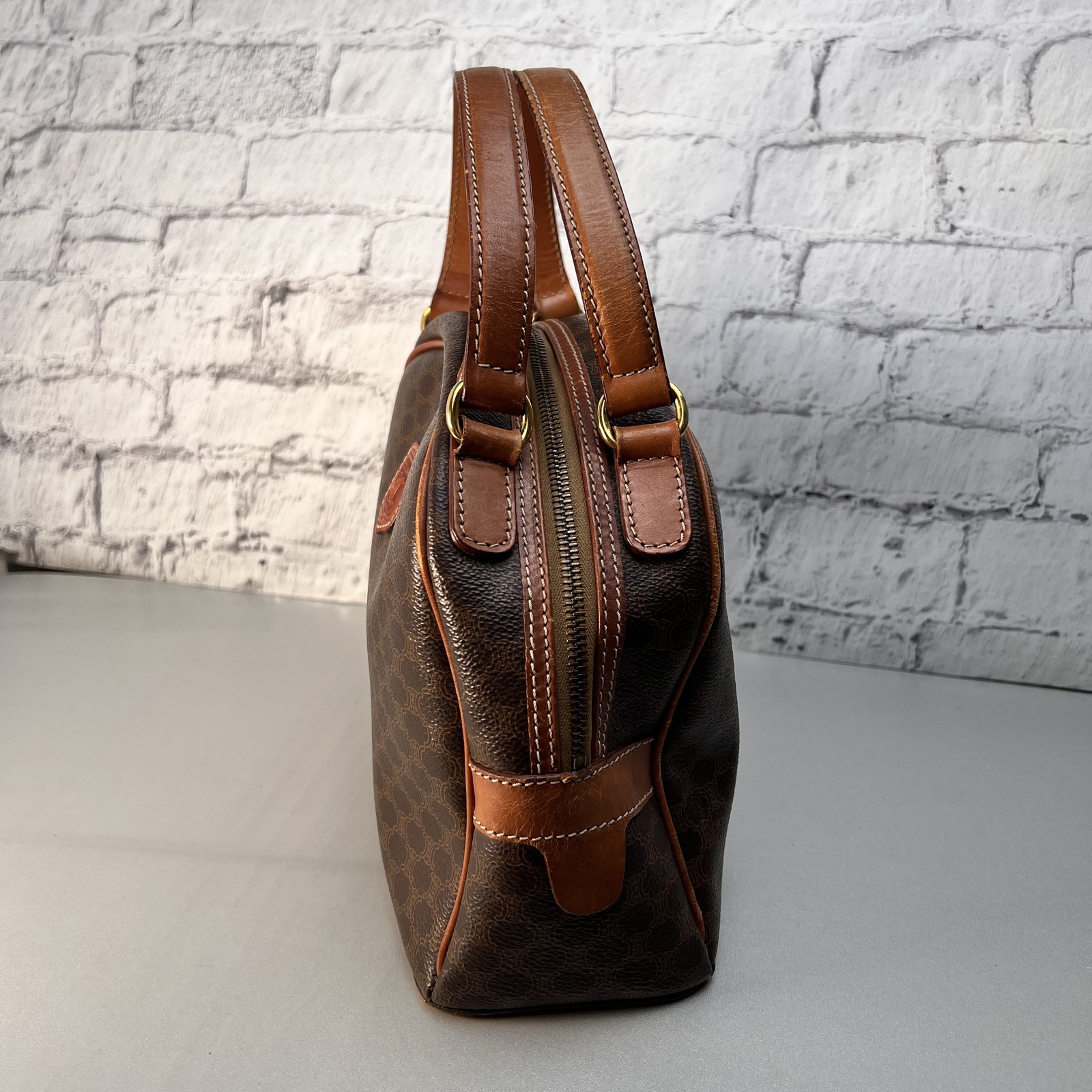 CELINE Handbag Brown A-12635