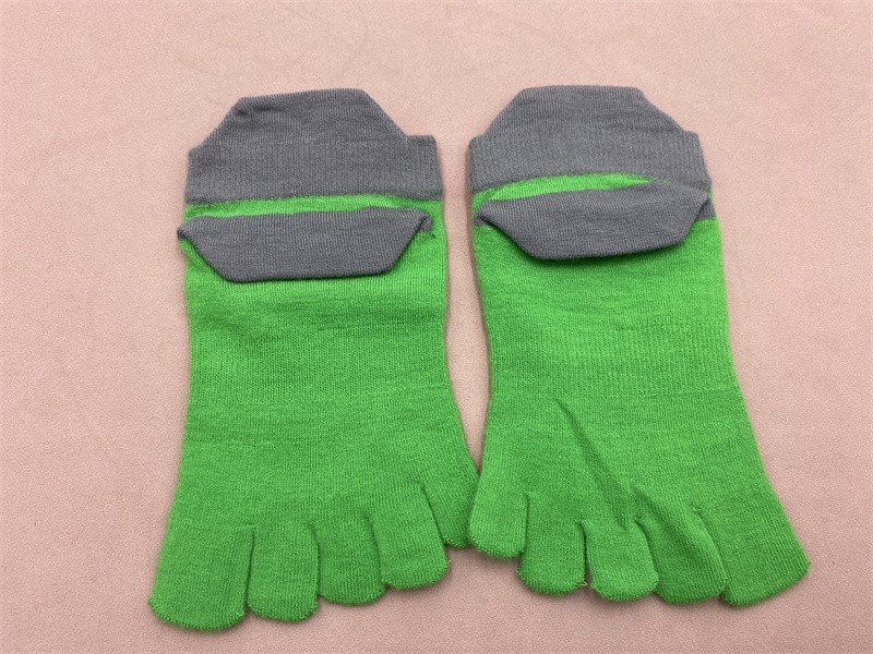 2 Pairs Injinji Performance Lightweight Thin No Show Toe Socks Women Small