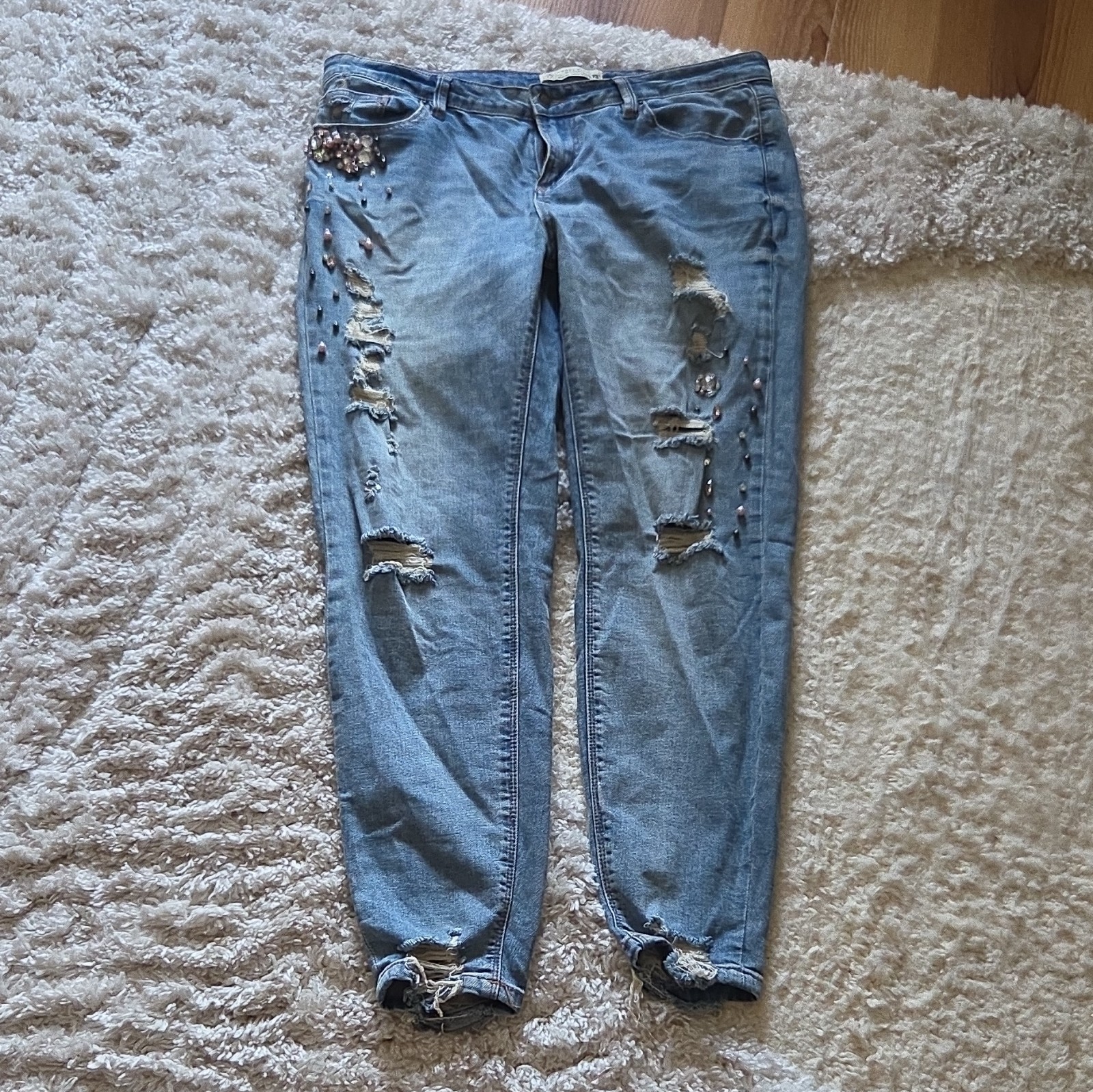 Angel Kiss Women’s Blue Light Wash Skinny Denim Jeans Distressed Rhinestone