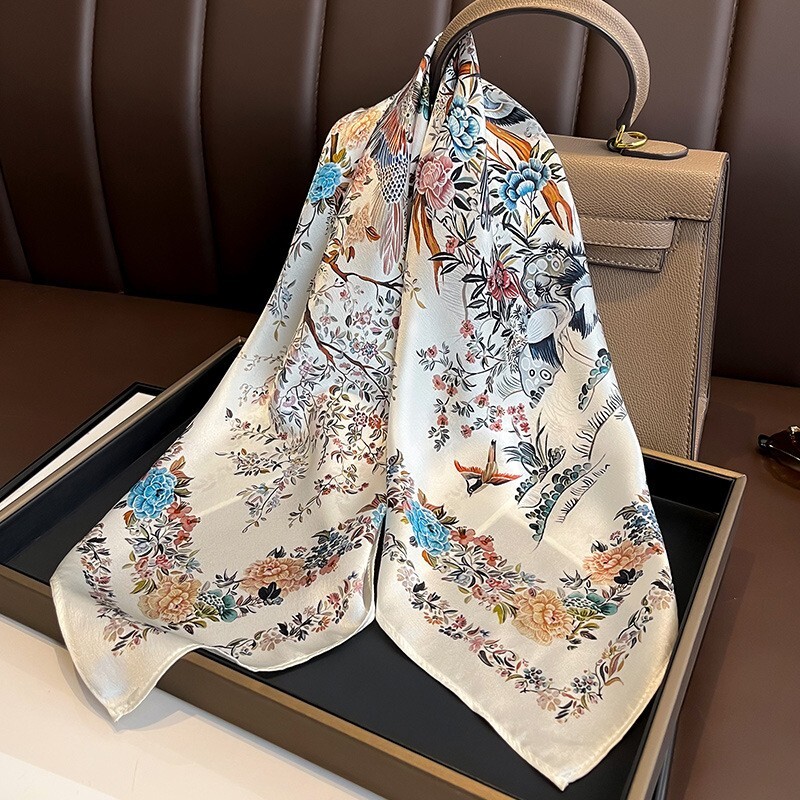 100% Mulberry Silk 27″ Square Scarf Women Neckerchief Bandana White Flower Birds