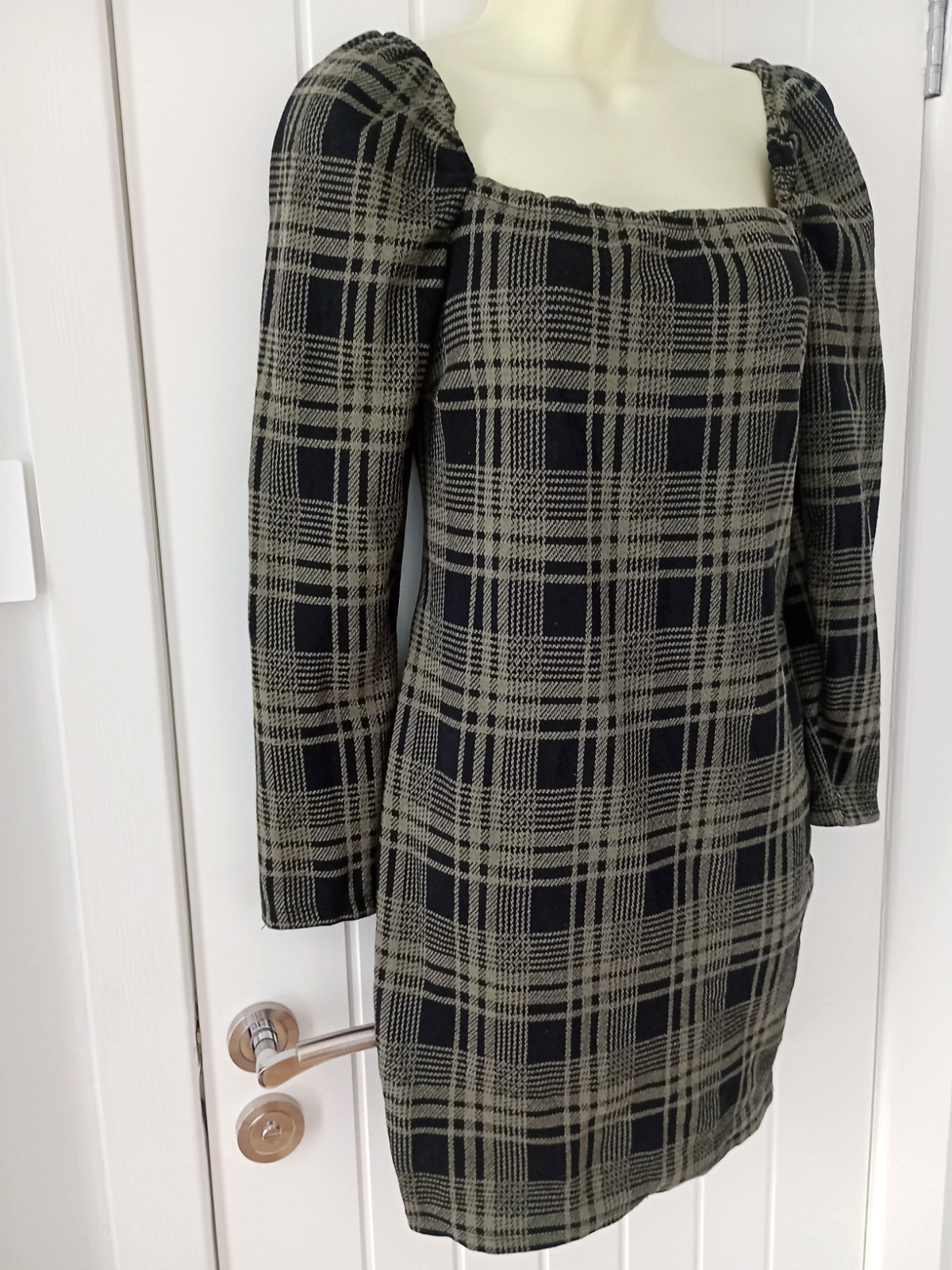 Gossip, Black & Khaki Green Square-neck Tartan Woven Fabric Dress Size: 10/12