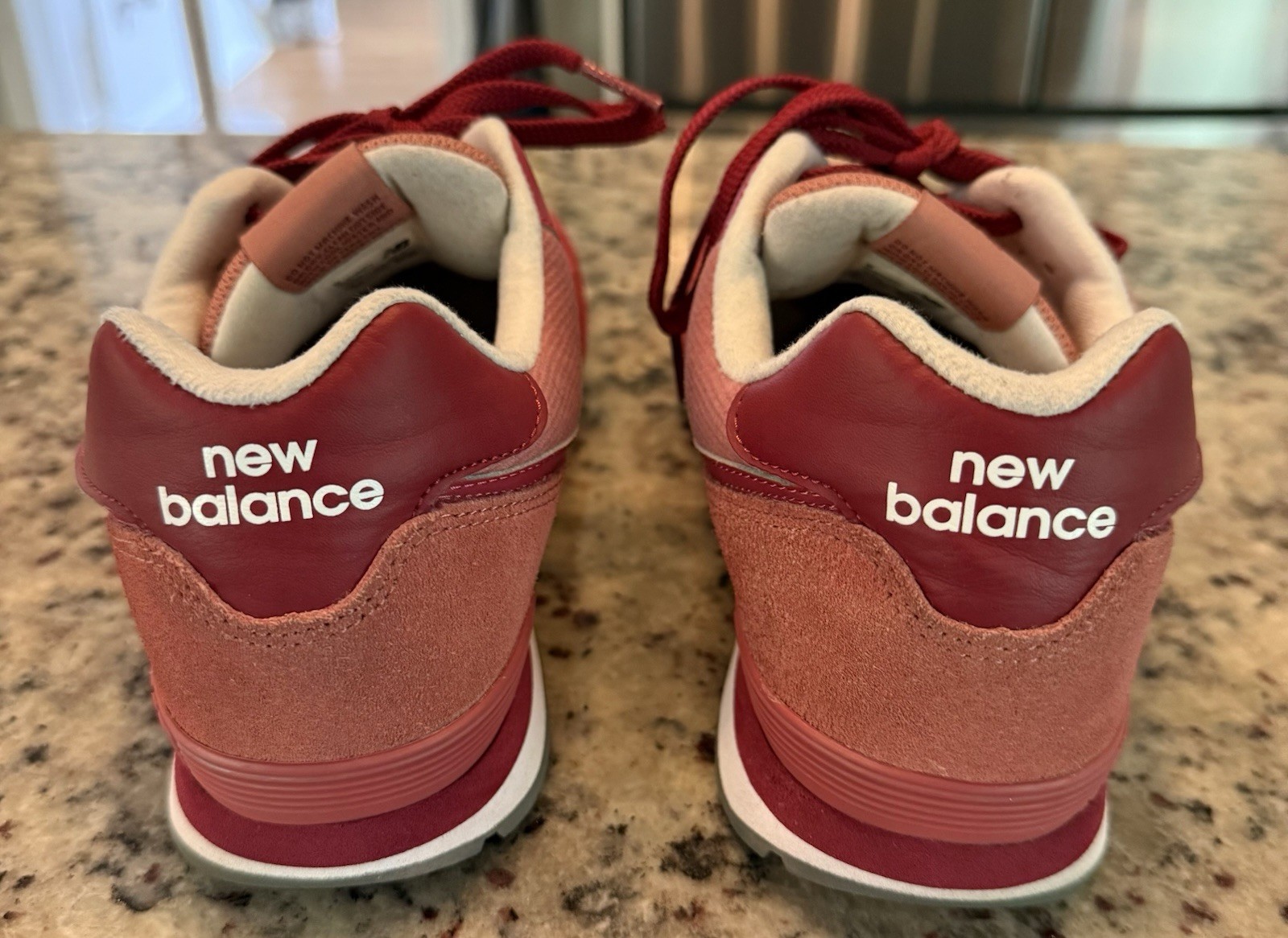 New Balance 574 GC574WT1 Pink Red Sneakers Boys 7 Women’s 8.5 Pre-Owned