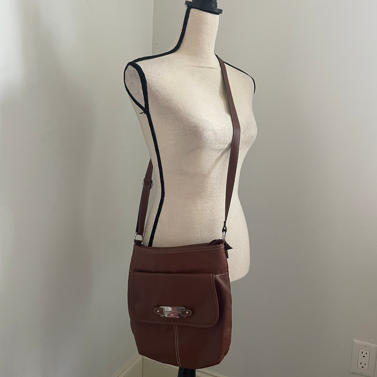 Franco Sarto Brown Pebbled Leather Crossbody Bag Silver Logo Normcore Everyday