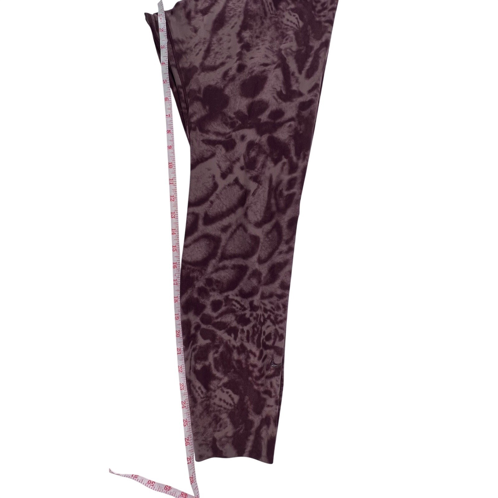 Nike Dri-FIT Womens 2X Burgundy Animal Print High Rise Leggings CU5018-638