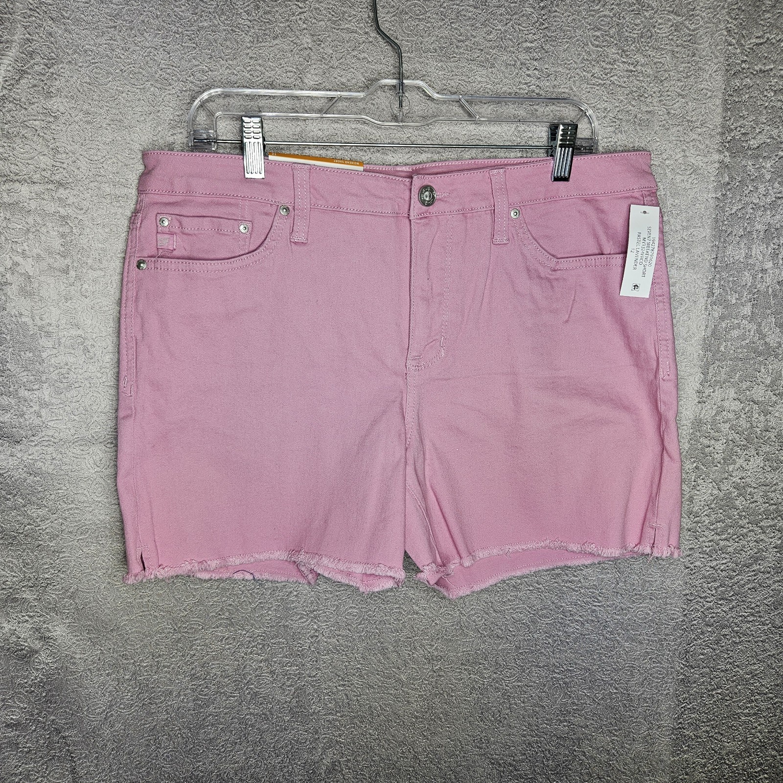Seven7 Shorts Women’s Size 12 Fray Hem High Rise Denim Pastel Lavendar Zip