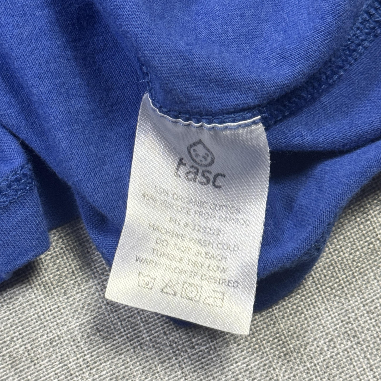 Tasc Shirt Mens L Blue Bamboo Performance Training Crew Neck Logo Tee Tagless