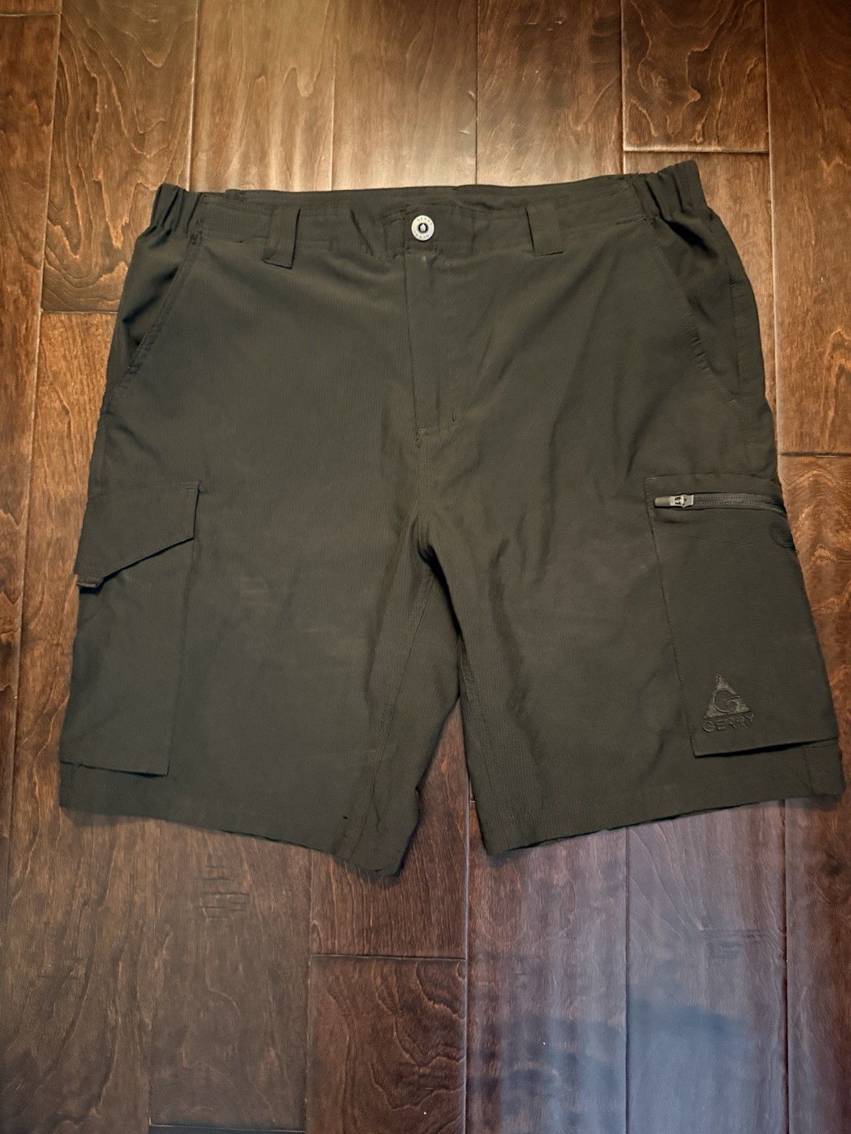 Gerry Men’s Cargo Shorts, Size 36, 6 Pockets, Stretch Adjustable, Black