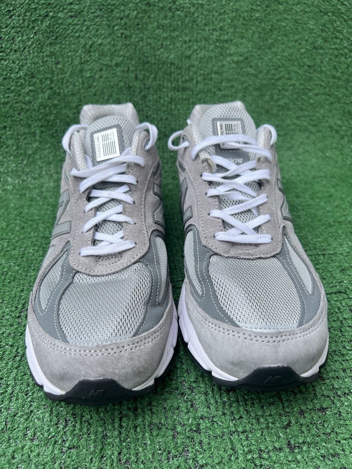 New balance 990 V4 U990GR4 Men’s running sneaker Shoes US Size 11D Used No Box