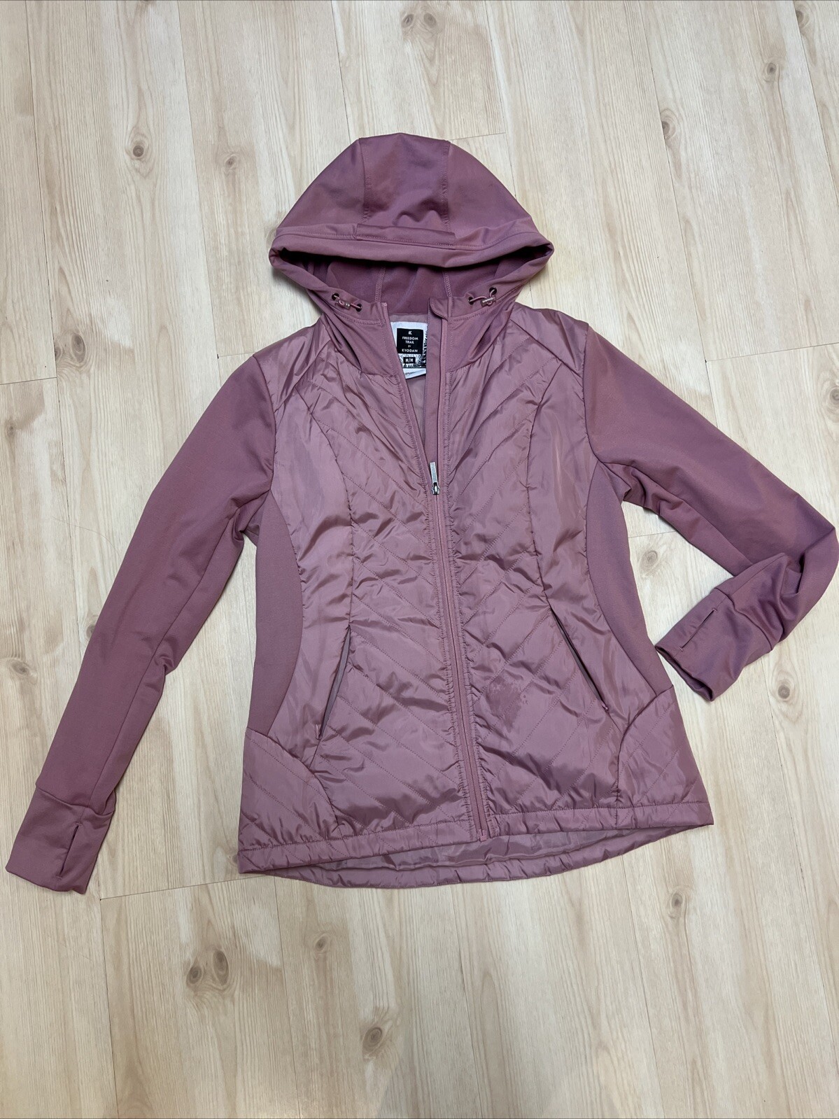Freedom Trail by Kyodan quilted zip up jacket Pink Medium