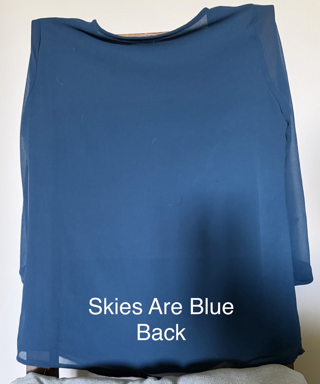 Fall Women’s Tops – Small (3 Pack) Skies Are blue, Paper Moon And Unknown Brand