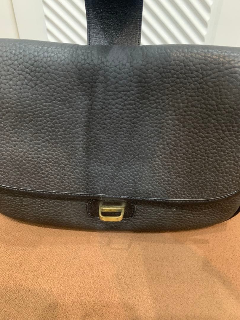 Dooney & Bourke Black Leather Shoulder Bag Unisex 7.5×11.4×3.1in Used
