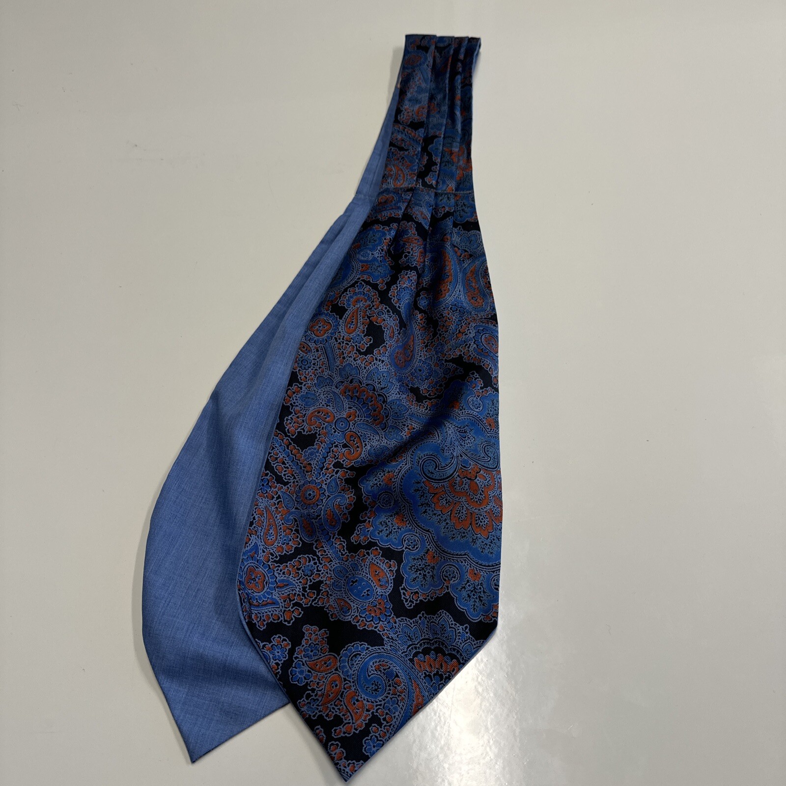 Vintage Ascot SilkTie Made in England. Blue w Black Orange Paisley. 43”x 5.5”