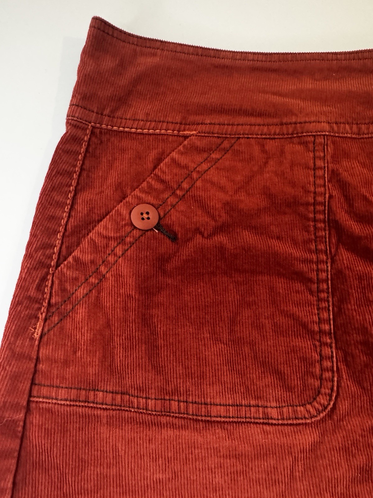 prAna Women’s burnt orange Corduroy Mini Skirt Size 8 Pockets Zip Closure