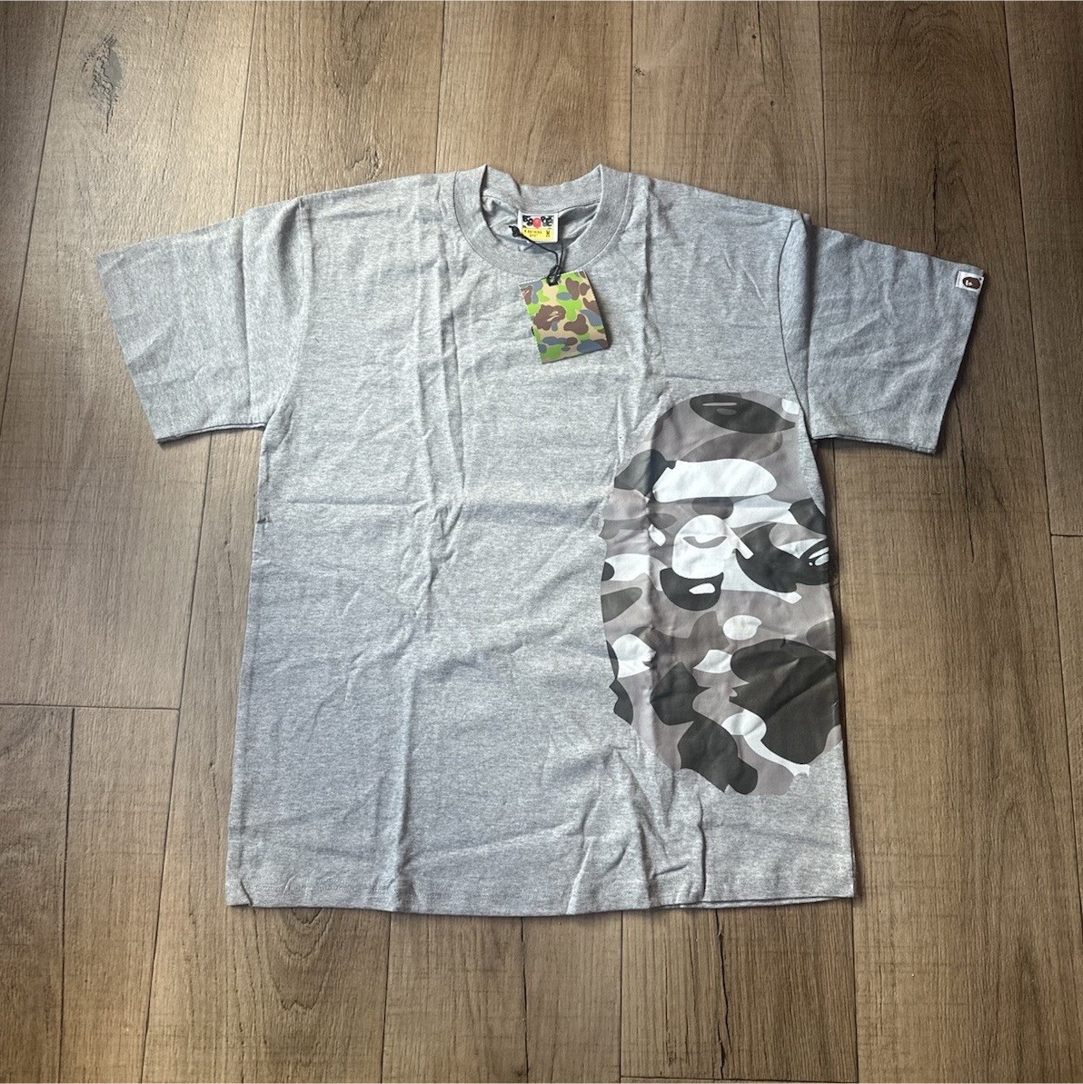 A Bathing Ape BAPE Gray Ape Head Logo Graphic Tee Men’s Crew Neck Size M