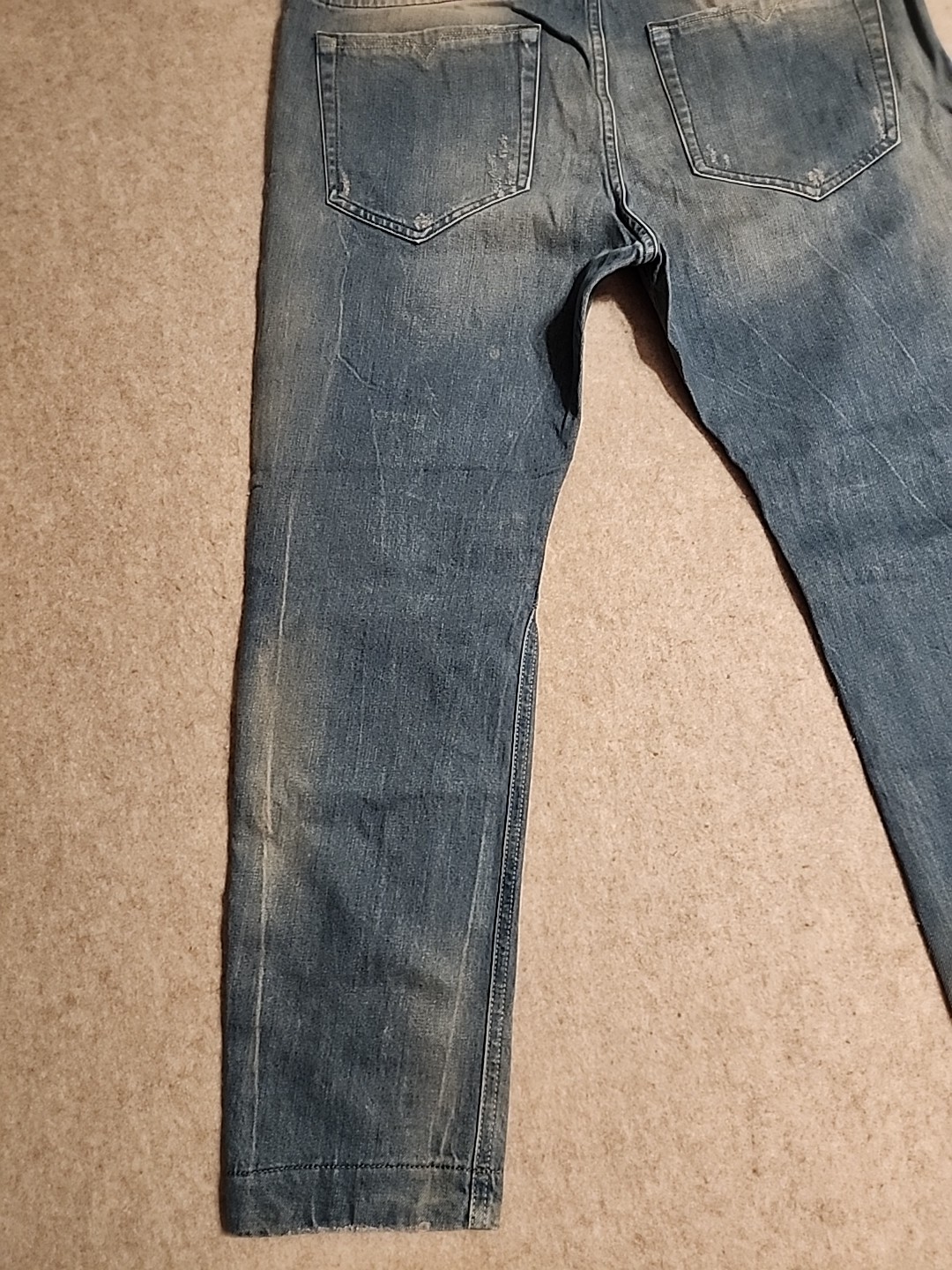 Diesel Eazee Relaxed Boyfriend Denim Jeans 30×25 whiskered Distress staining EUC