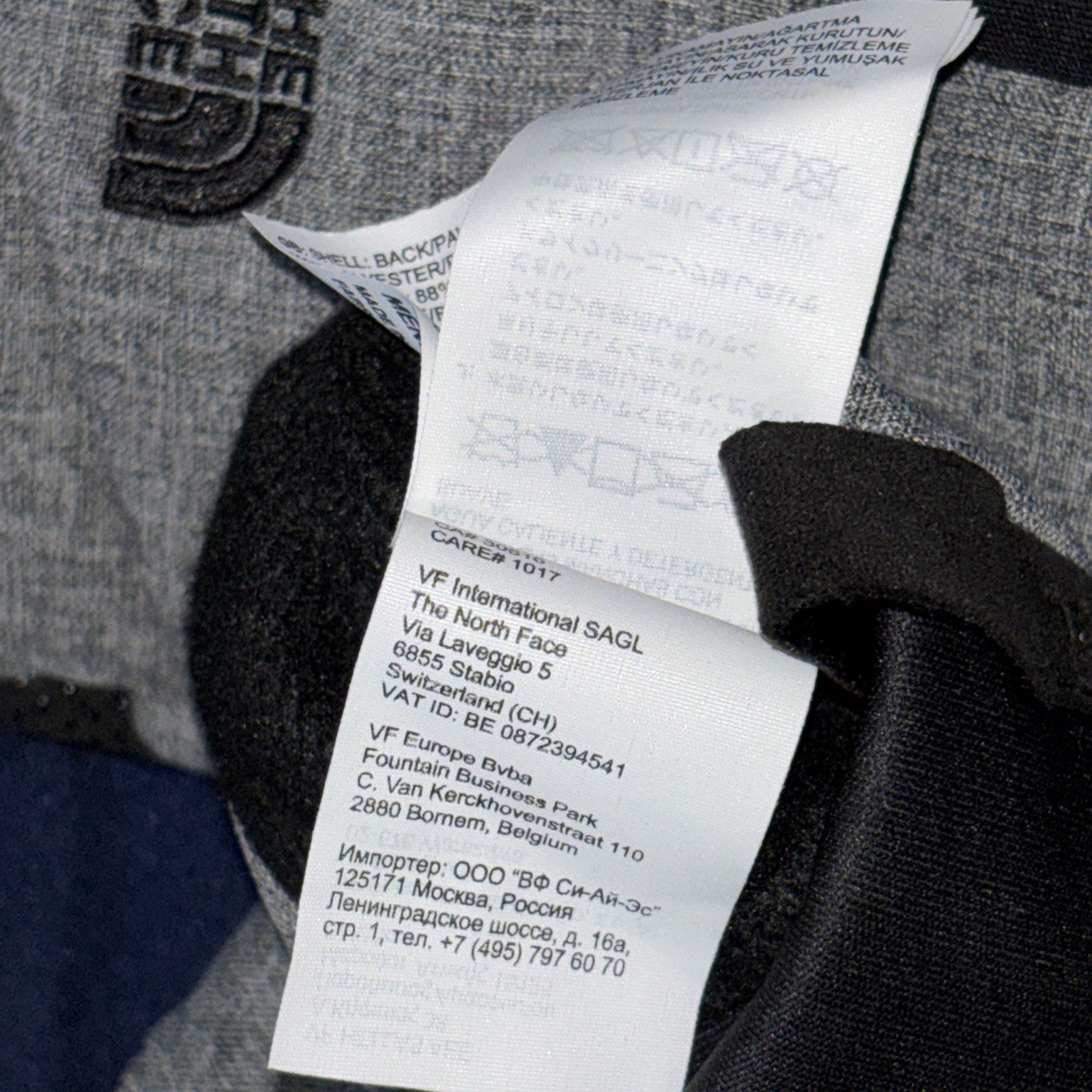 The North Face Men’s Apex Insulated Etip Gloves medium -Gray