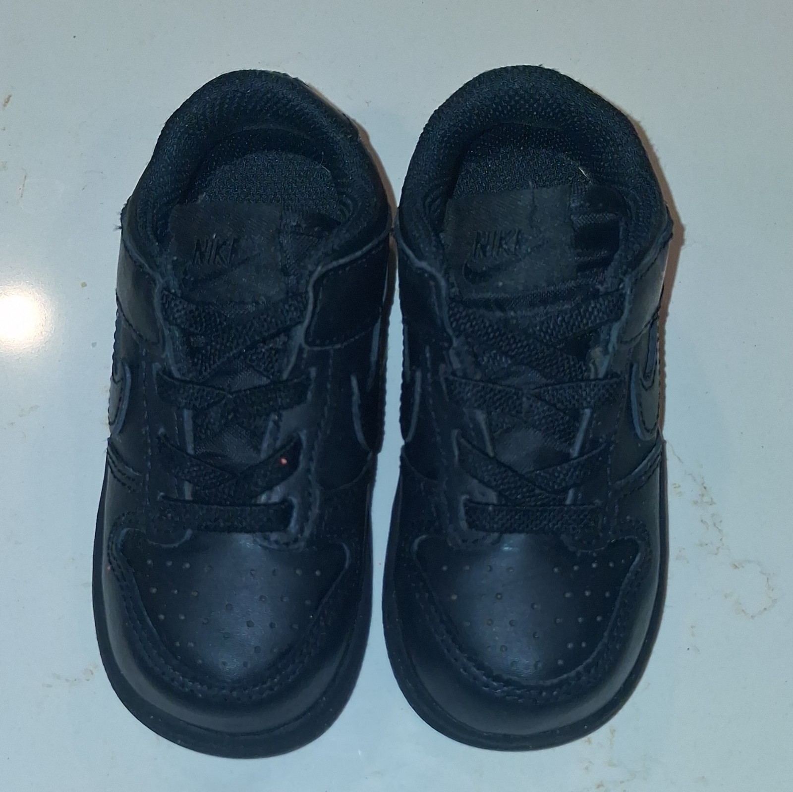 Nike Unisex Baby Toddler Low Top Leather Lace-Up Sneakers Black 7C FB9107-009