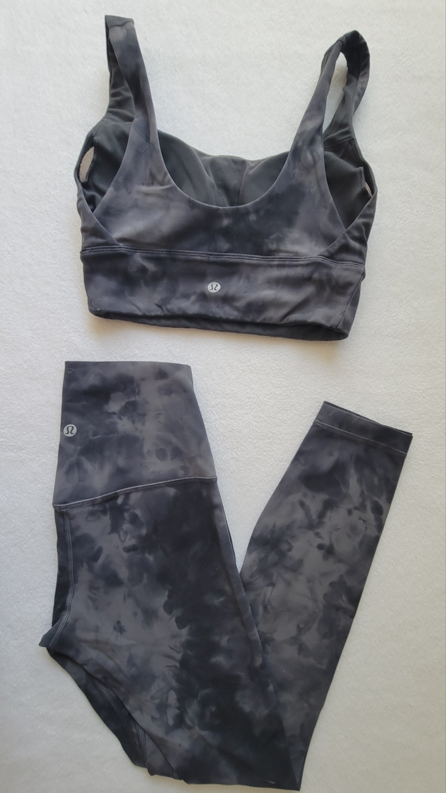 Under Armour Sports Padded Bra Leggings 2 PC Set Athletic Workout Gym size 4