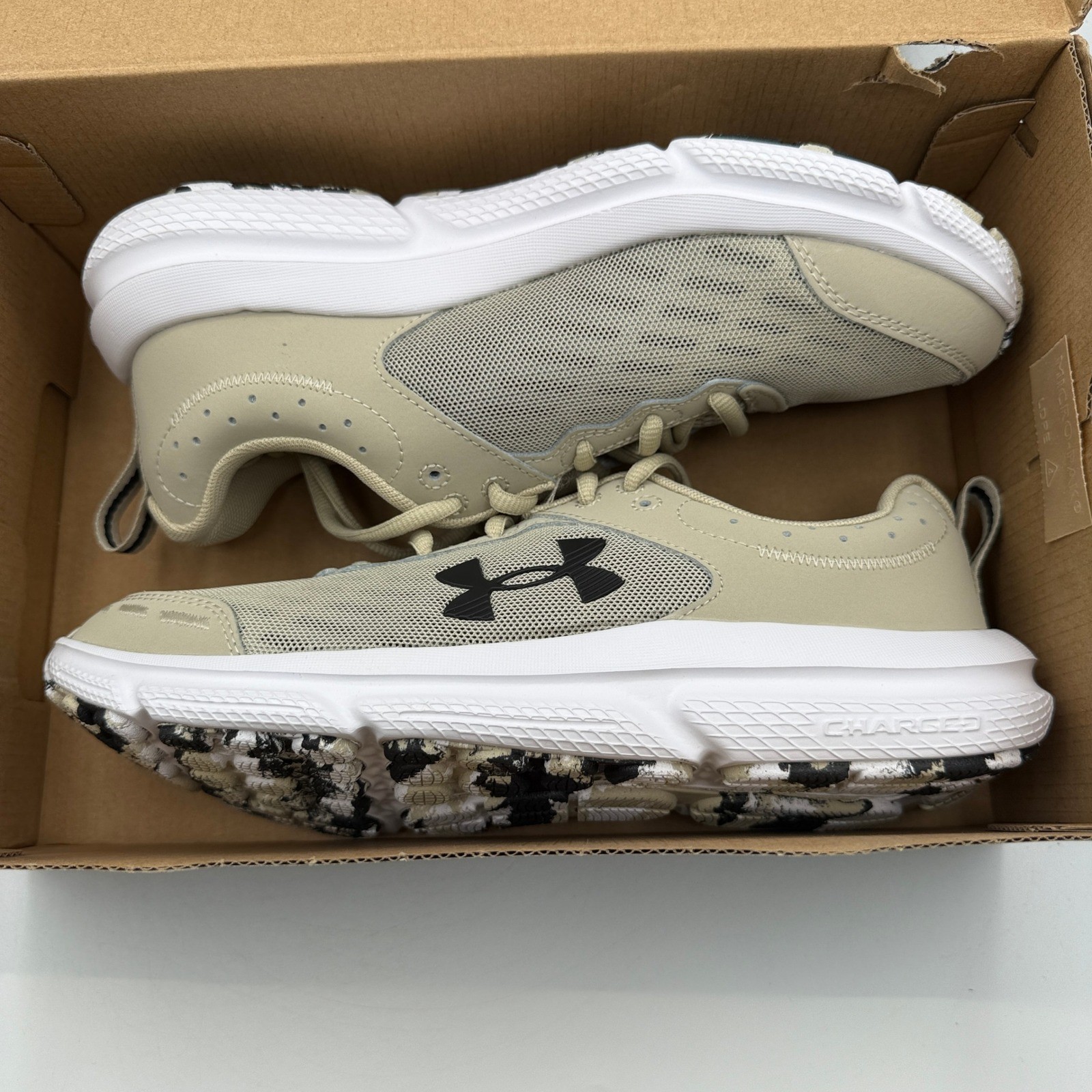 Under Armour Charged Assert 10 Mens Size 8 Brown Running Sneakers 3026175-289