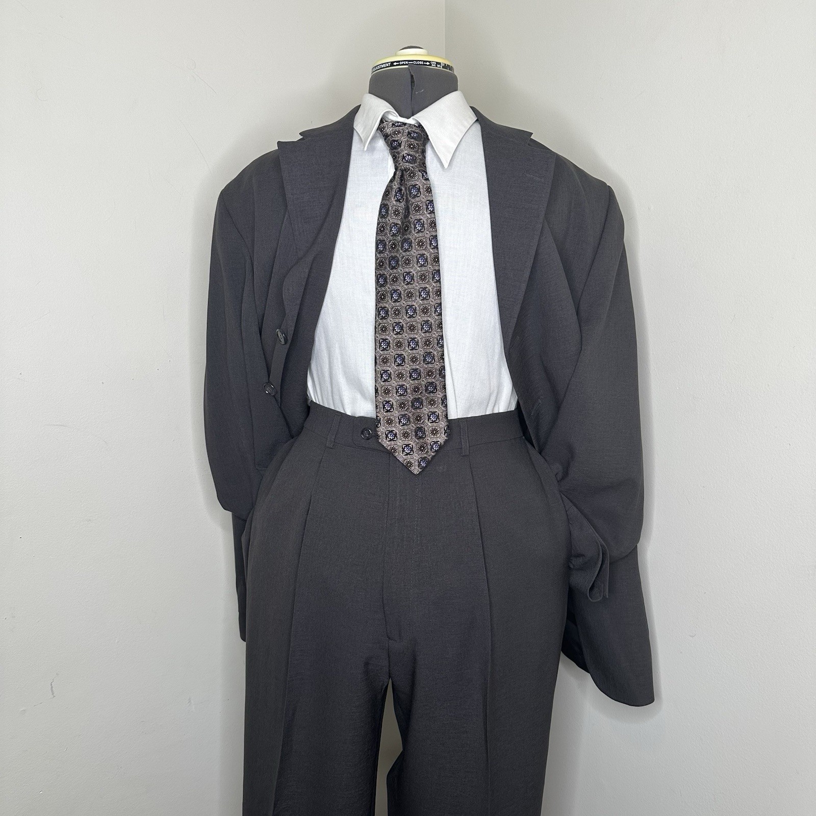 Haggar Mens 46L Suit 36×34 2 Piece Gray 3XL 50″ Blazer Sport Coat Jacket USA