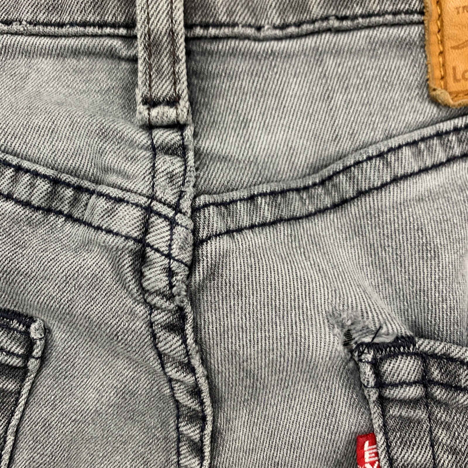 LEVI’S 512 Jeans Mens (31 Inch Waist) (28 Inch Leg) Skinny Tapered Fit Grey