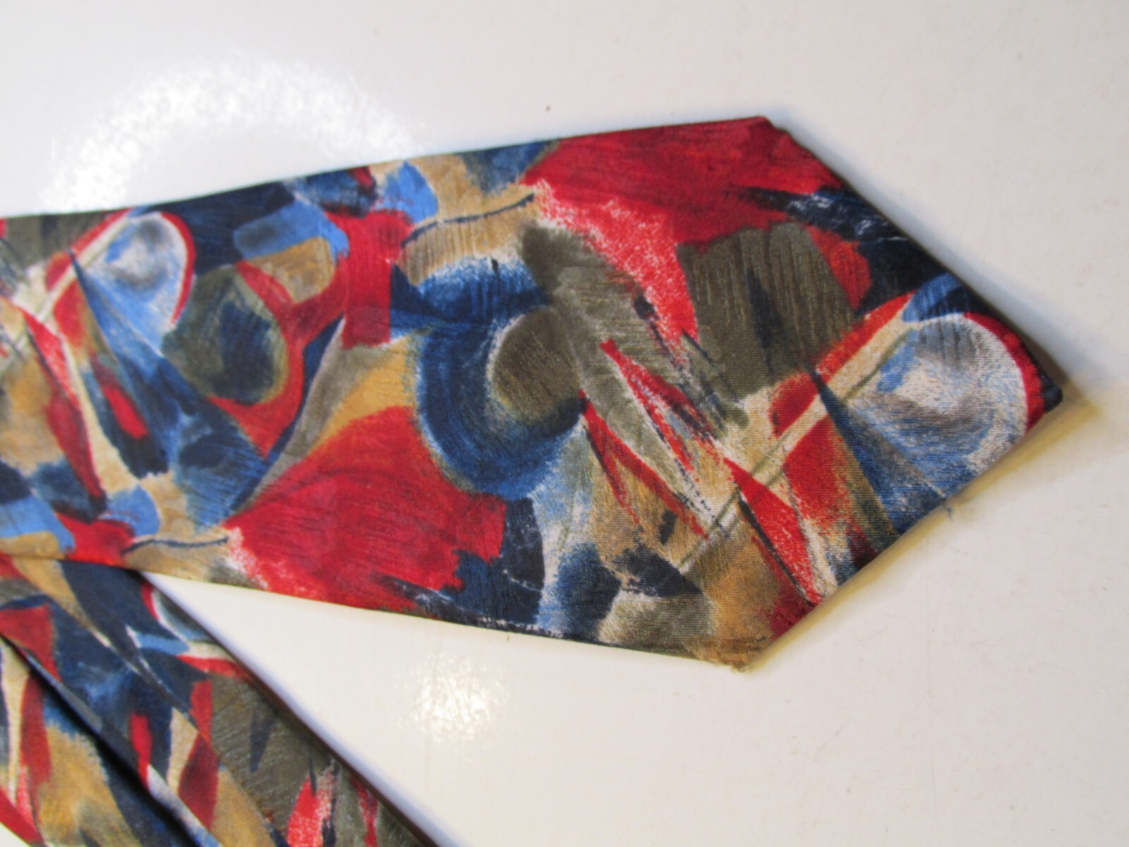 ST. MICHAEL from MARKS & SPENCER Suit Tie 3.5″ Wide Multicolor Art to Wear