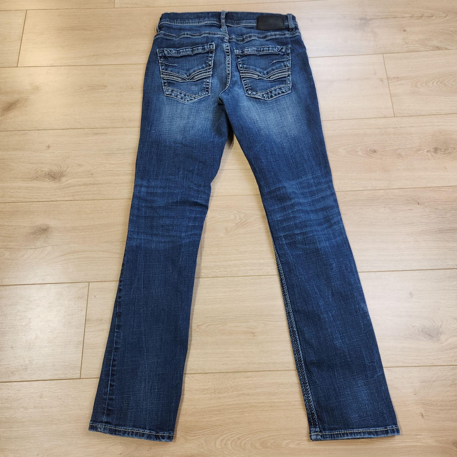 BKE Alec Straight Jeans Mens 30×32 Blue Medium Wash Denim Distressed Stretch