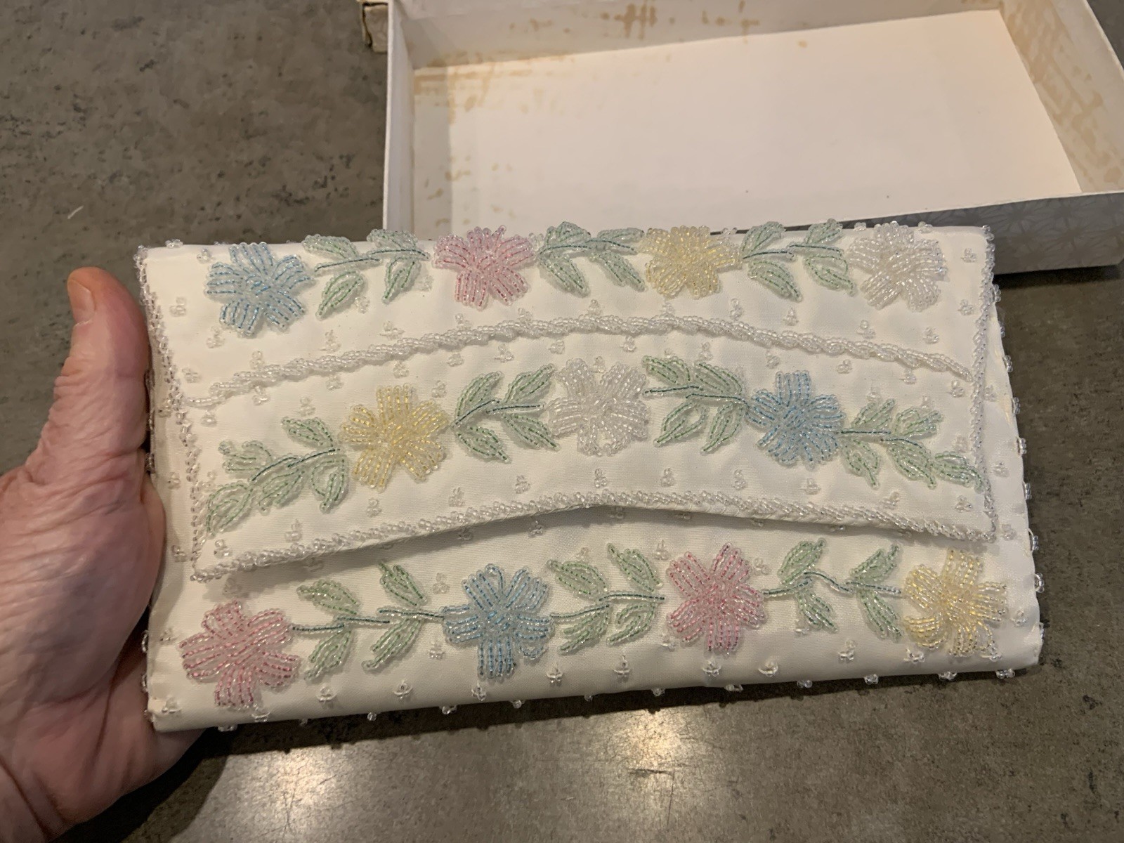 Vintage Hand Beaded Floral Envelope Clutch Handmade Hong Kong W/Compact
