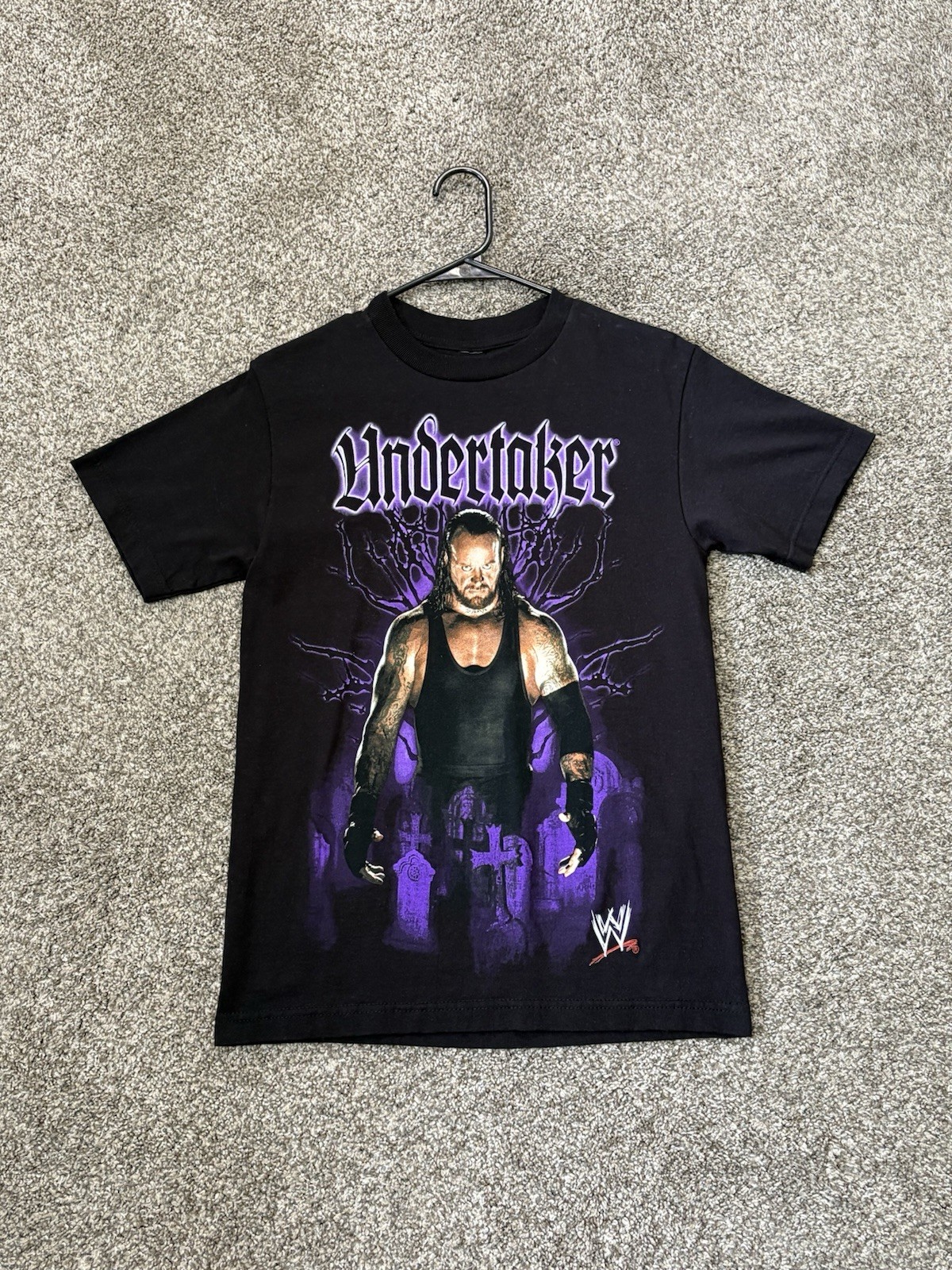 WWE Undertaker Vintage Graphic T-Shirt Black Purple Graveyard Men’s Small 2007