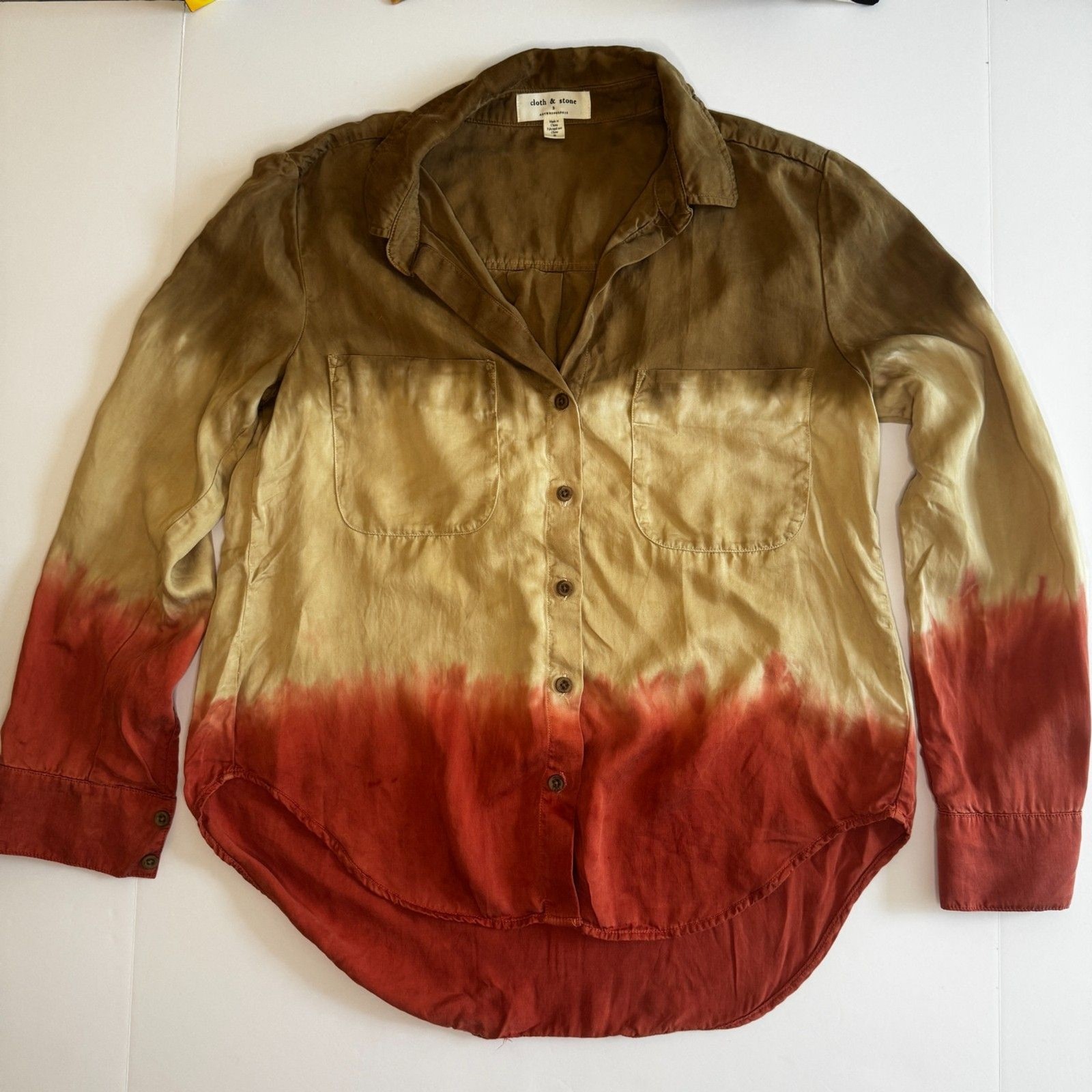 Women’s Cloth & Stone Anthropologie Dip Dye Ombre Button Up Shirt Size Small