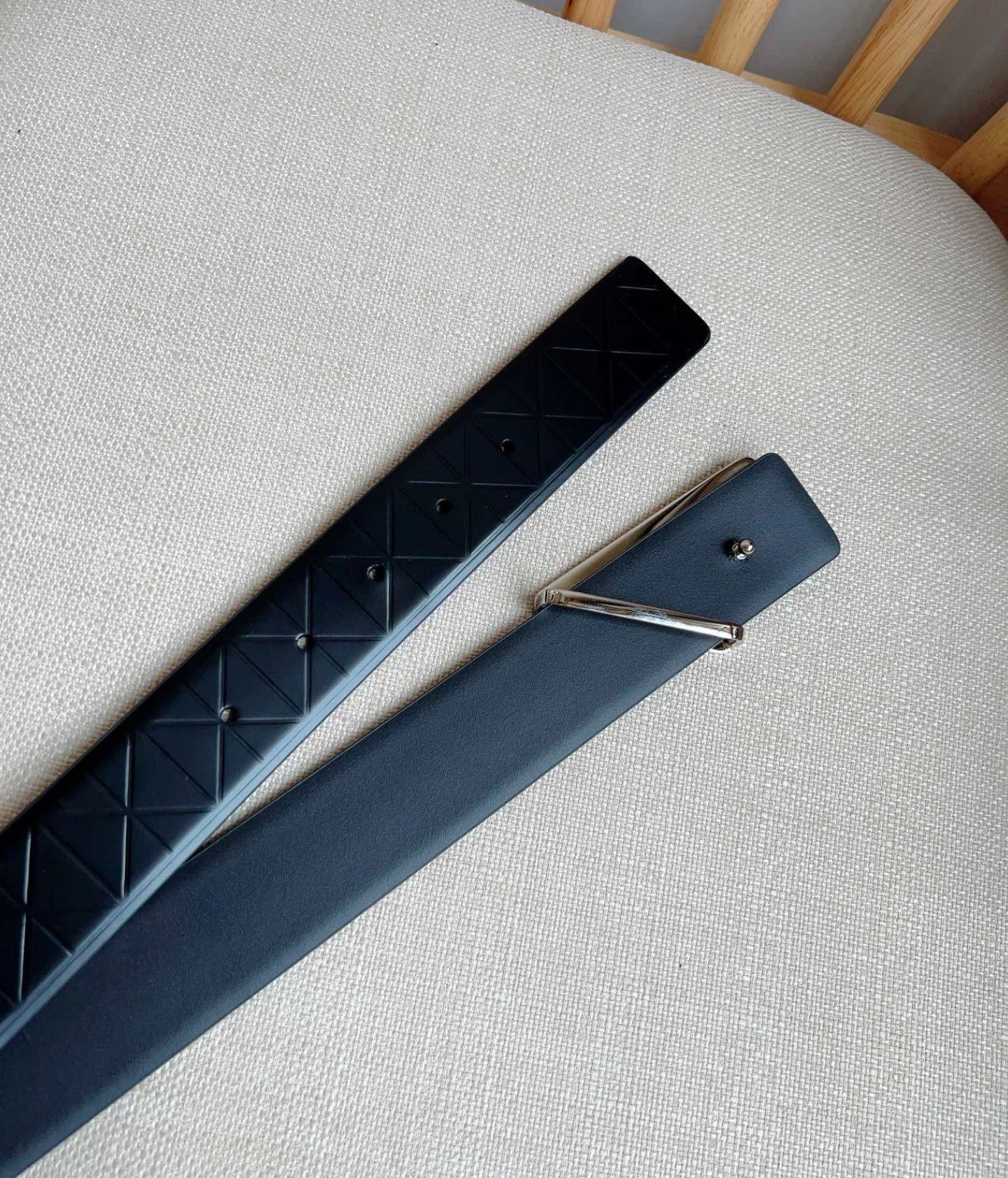 Prada men’s leather belt in Black