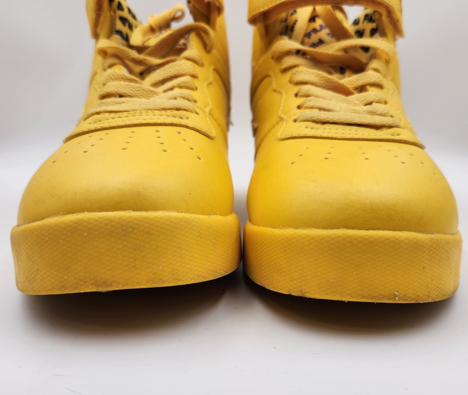 Fila Men’s Vulc 13 Bandana athletic high-top shoes US 6.5 Yellow Round Toe Retro