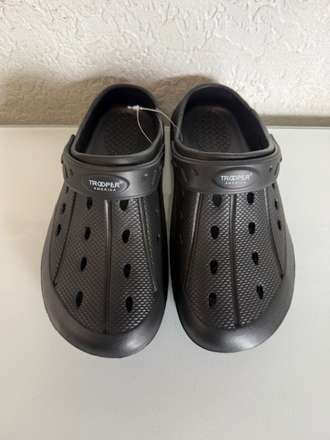 Trooper America Unisex-Adult KC-004 EVA Clogs, Black – Size Men 5 / Women 7
