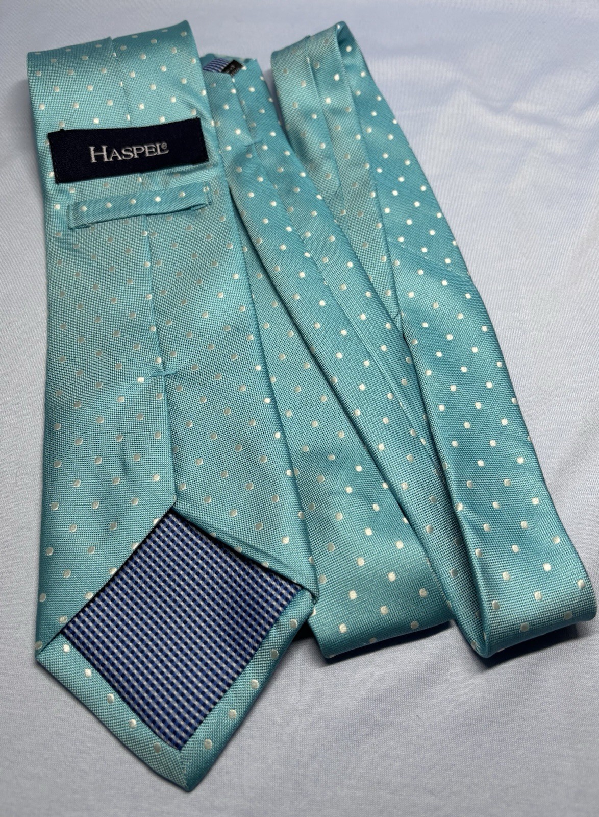 Haspel Lustrous Silk Tie Soft Mint Color With Pin Dot Design 60″ X 3.5″