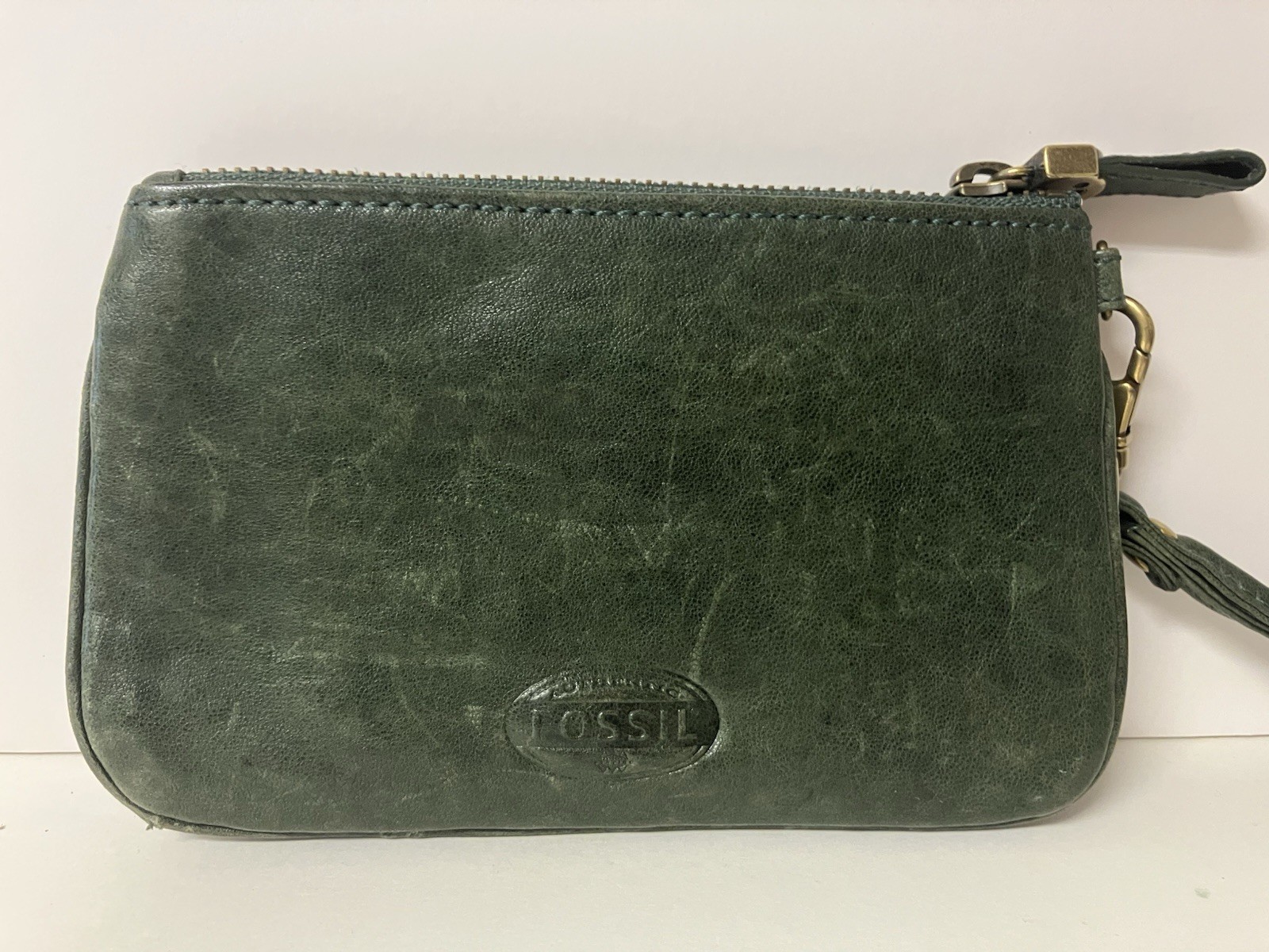 Fossil Leather Wristlet Zip & Snap Pouch Green Key Cards Cash Coins 6.75×4.5