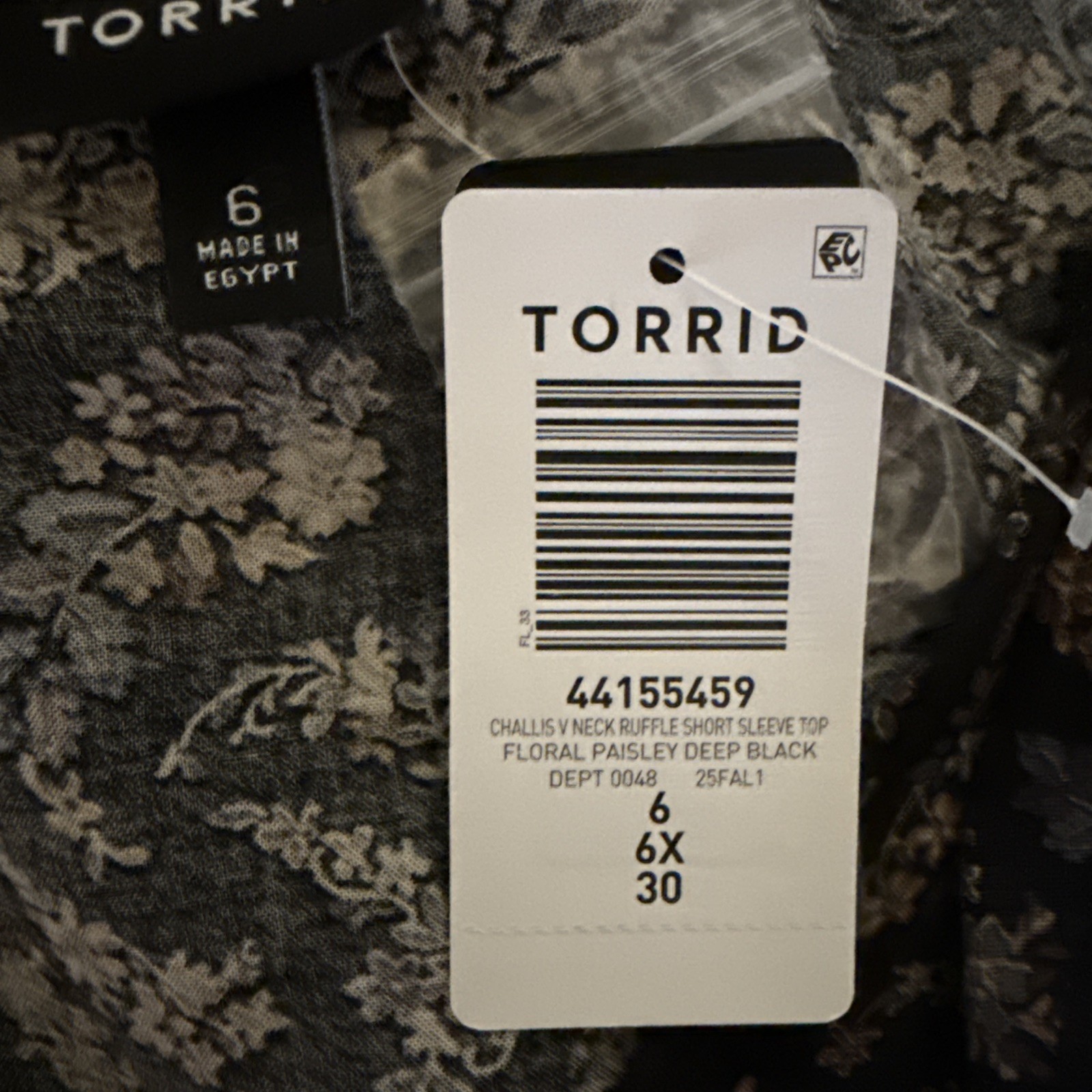 TORRID V NECK RUFFLE SHORT SLEEVE BLOUSE 6 6X 6XL 30 NEW