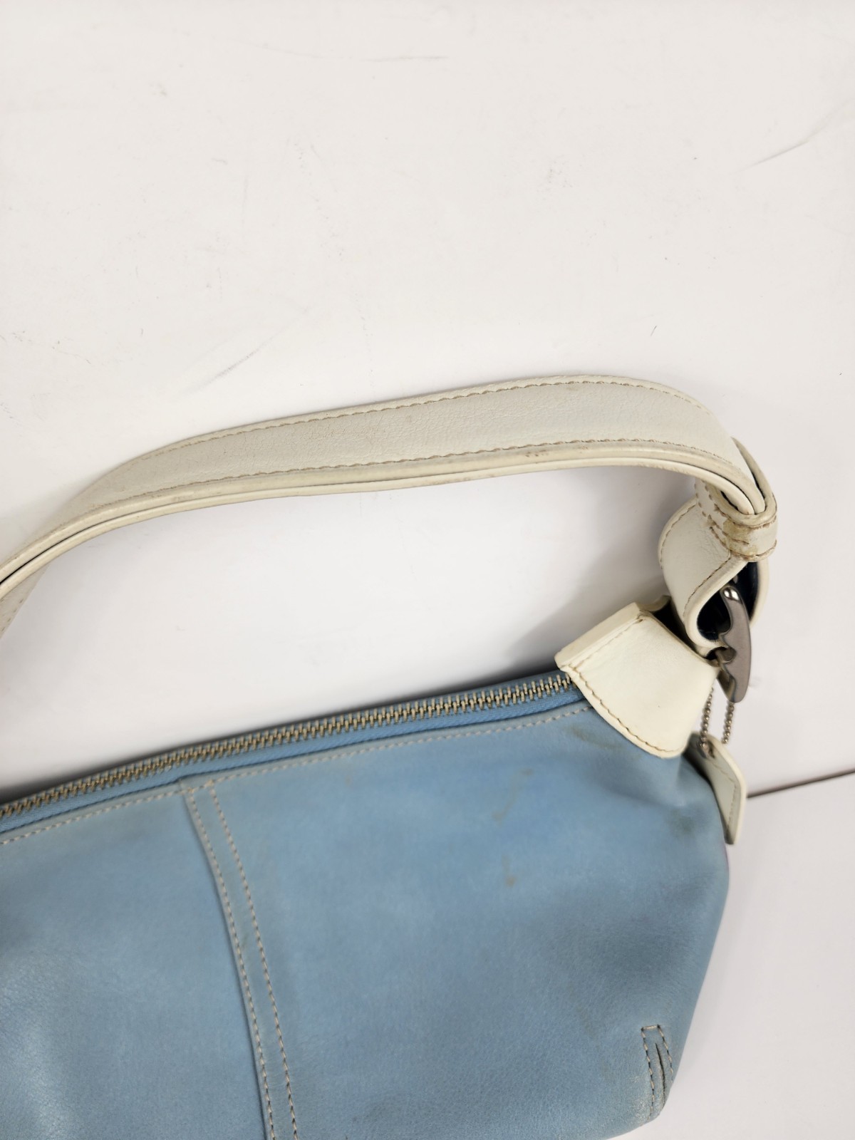 Vintage Coach 9564 Blue Leather Ergo Shoulder Bag Purse White Trim Hobo Baguette
